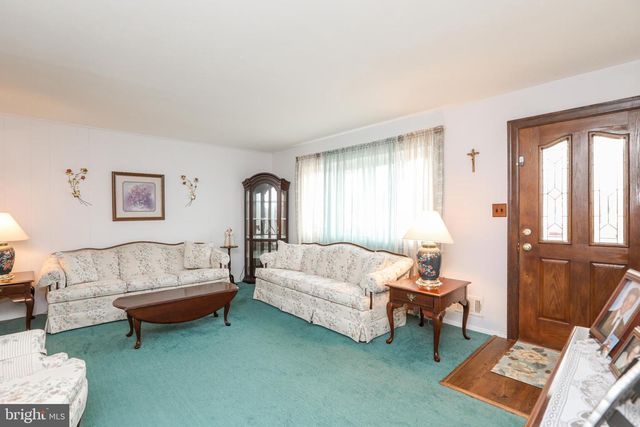 1027 ESTATES BLVD, Hamilton, NJ 08690