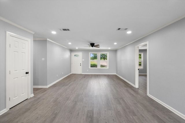 1009 N Spikes Road, Corsicana, TX 75110