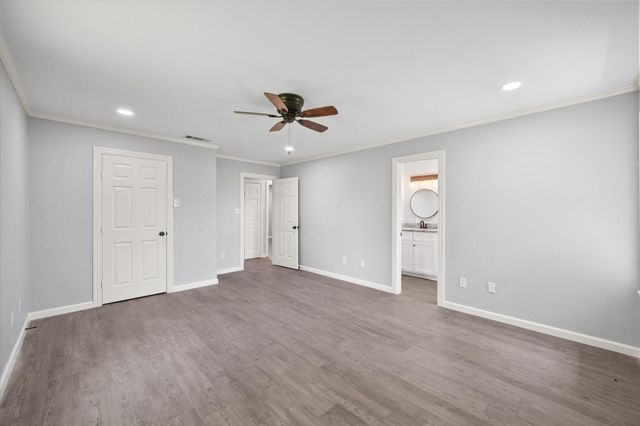 1009 N Spikes Road, Corsicana, TX 75110