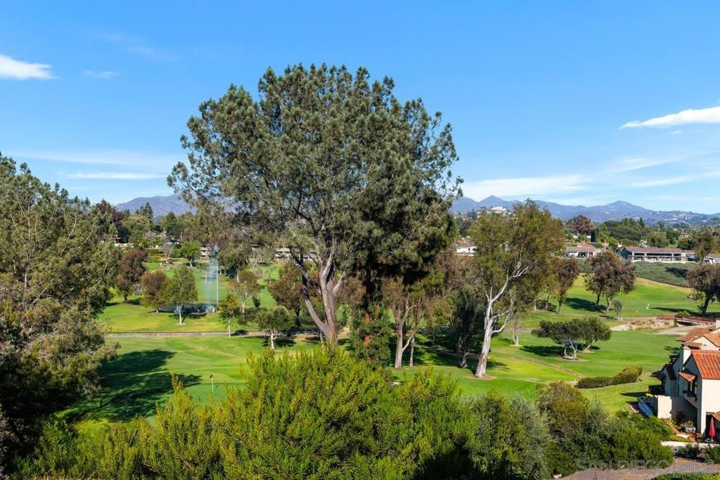 Image 28 of property listing at 17495 Carnton Way, San Diego, CA 92128