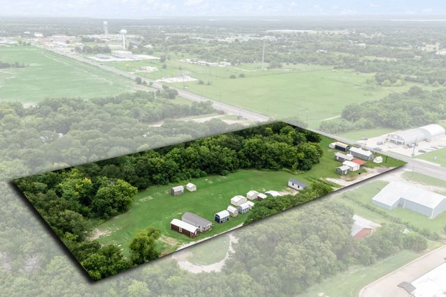 766 E Quinlan Parkway, Quinlan, TX 75474