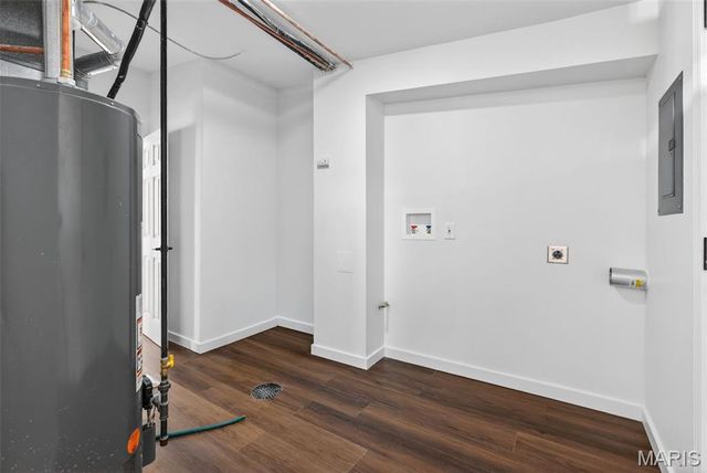 8406 January Avenue, Berkeley, MO 63134