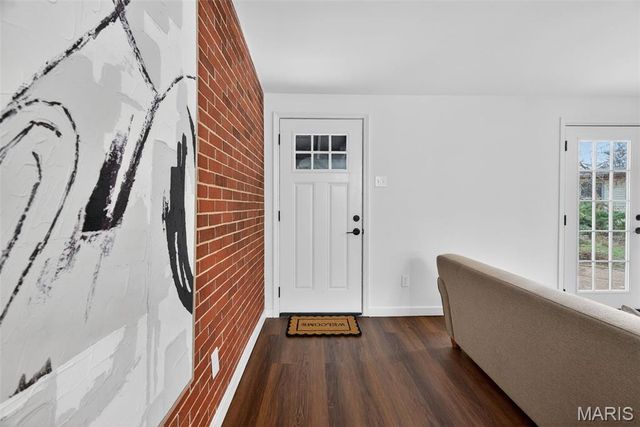 8406 January Avenue, Berkeley, MO 63134