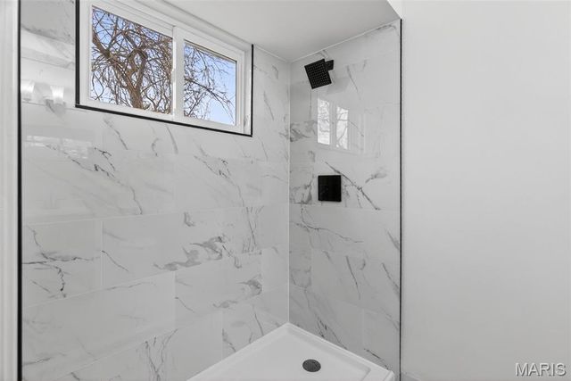 8406 January Avenue, Berkeley, MO 63134