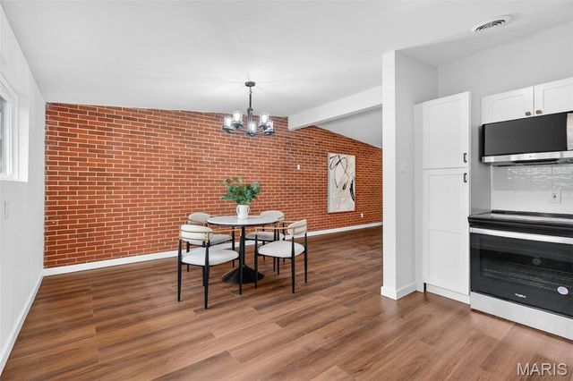 8406 January Avenue, Berkeley, MO 63134