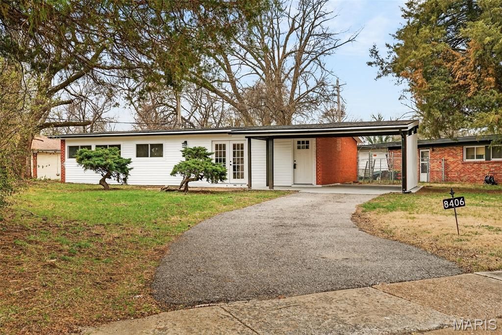 8406 January Avenue, Berkeley, MO 63134