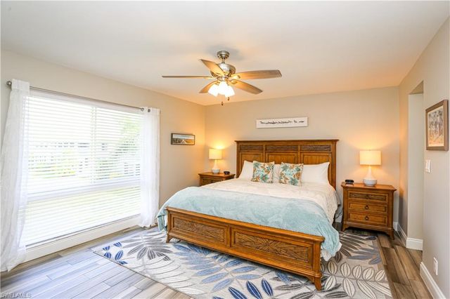 195 Peppermint LN 884, Naples, FL 34112