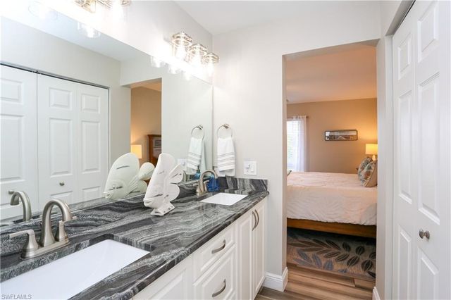 195 Peppermint LN 884, Naples, FL 34112