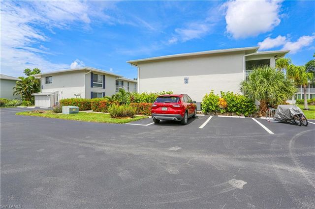 195 Peppermint LN 884, Naples, FL 34112