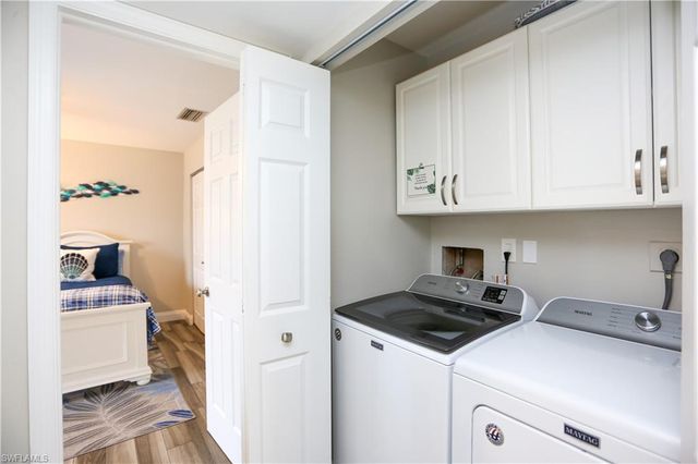 195 Peppermint LN 884, Naples, FL 34112