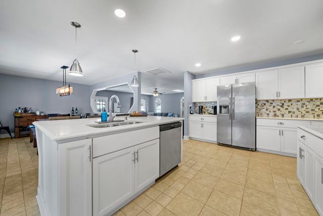 36W690 Winding Trail, West Dundee, IL 60118