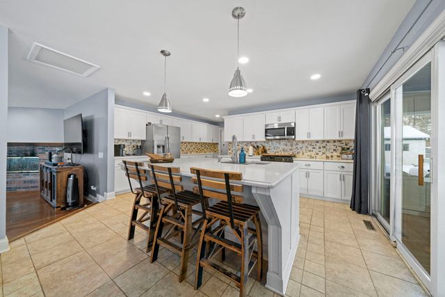 36W690 Winding Trail, West Dundee, IL 60118