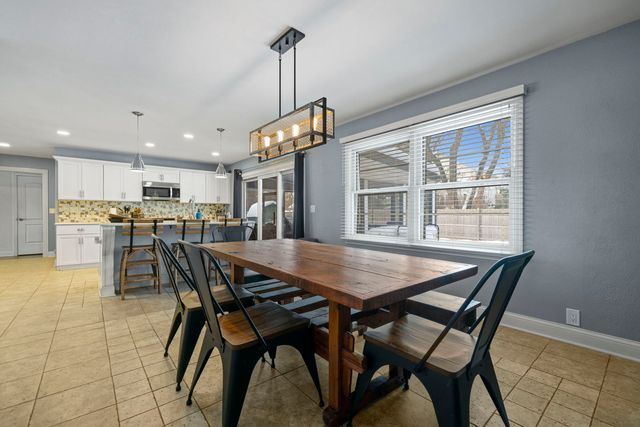 36W690 Winding Trail, West Dundee, IL 60118