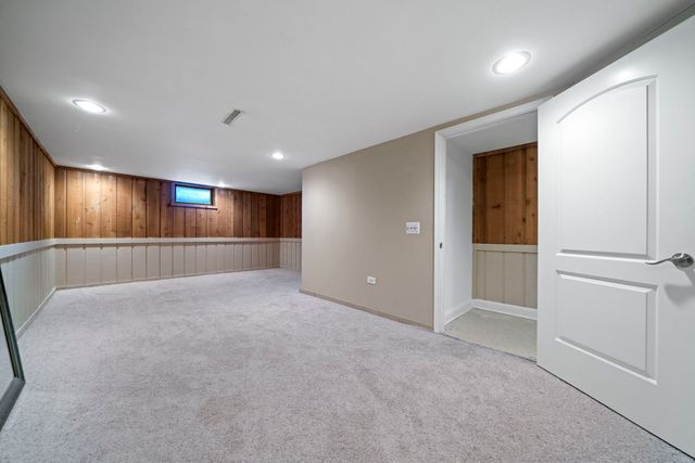 36W690 Winding Trail, West Dundee, IL 60118