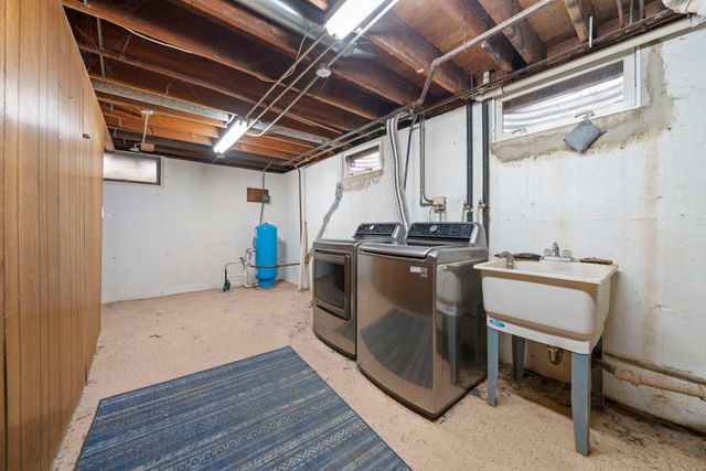 36W690 Winding Trail, West Dundee, IL 60118