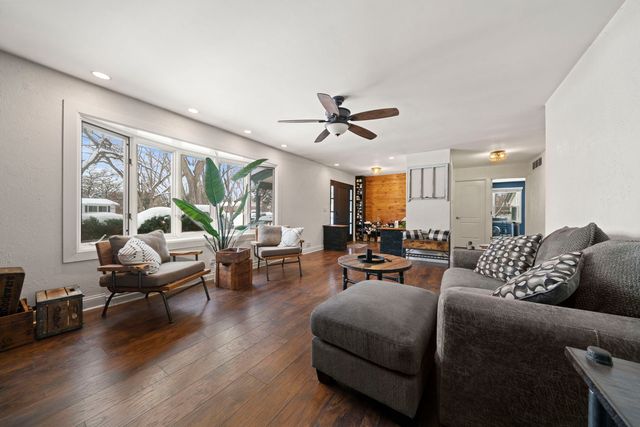 36W690 Winding Trail, West Dundee, IL 60118