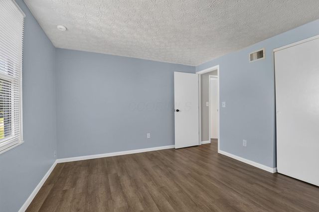 2534 Nassau Drive, 29C, Columbus, OH 43232