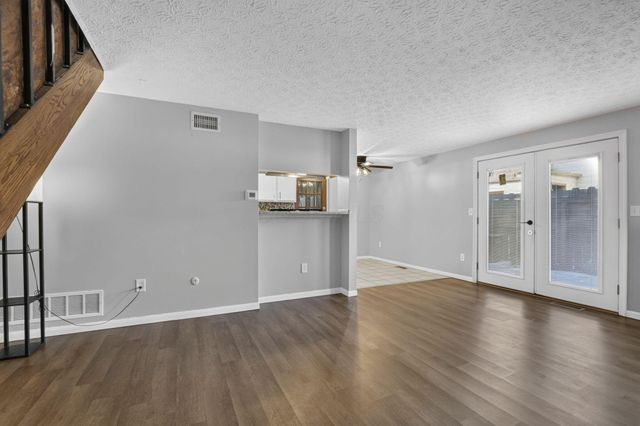 2534 Nassau Drive, 29C, Columbus, OH 43232