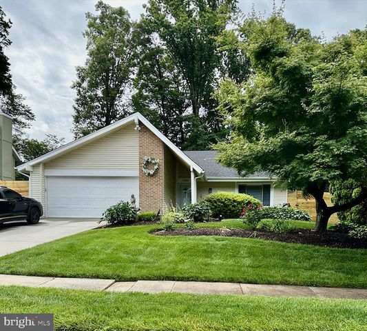 7909 MULBERRY BOTTOM CT, Springfield, VA 22153