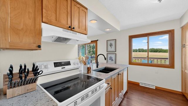 2509 26th Street NW, Rochester, MN 55901