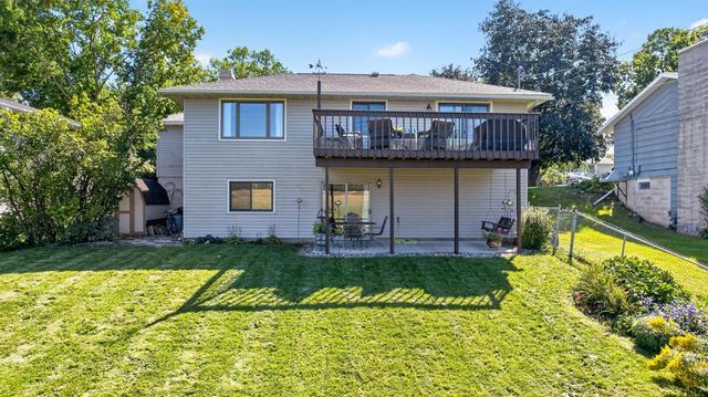 2509 26th Street NW, Rochester, MN 55901