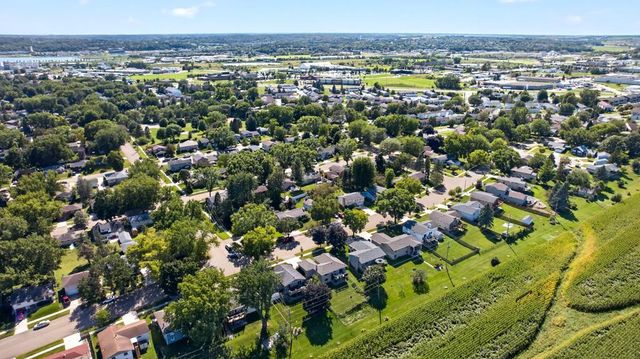 2509 26th Street NW, Rochester, MN 55901