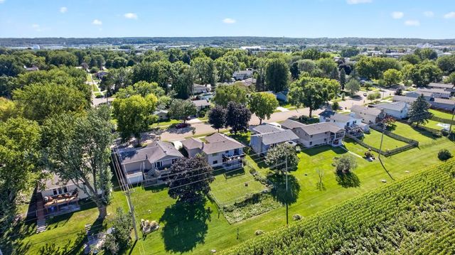 2509 26th Street NW, Rochester, MN 55901