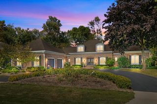 1012 E KRAMER LANE, Appleton, WI 54915