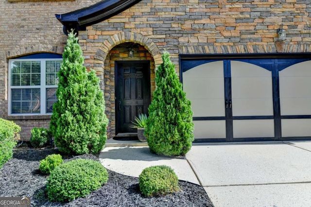 5247 Blossom Brook Drive, Sugar Hill, GA 30518