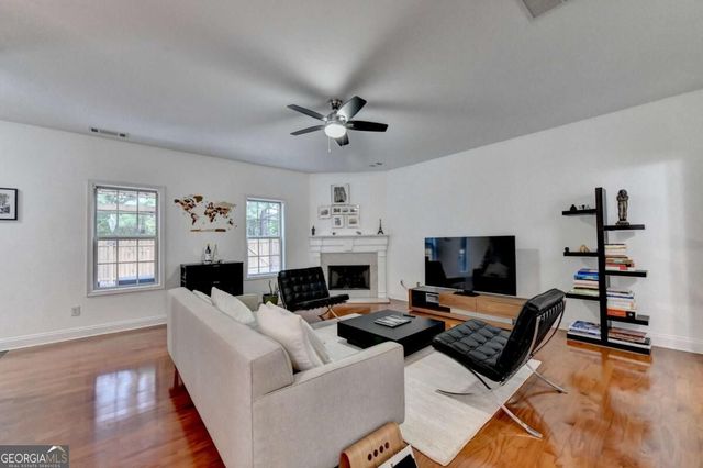 5247 Blossom Brook Drive, Sugar Hill, GA 30518