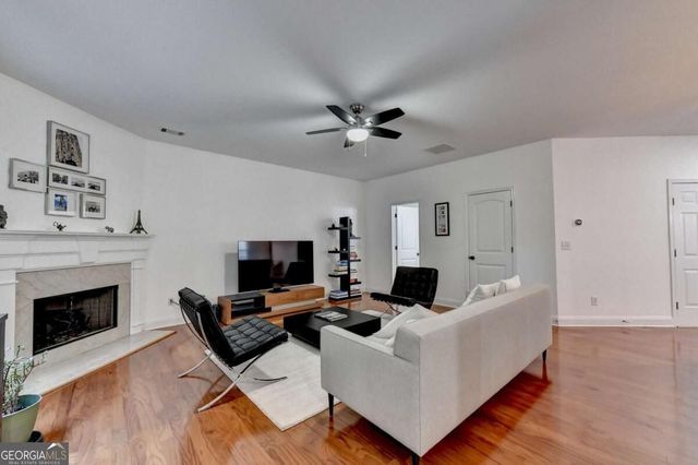5247 Blossom Brook Drive, Sugar Hill, GA 30518
