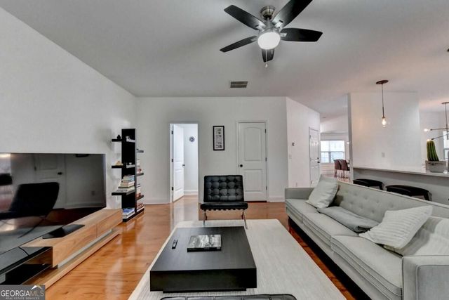 5247 Blossom Brook Drive, Sugar Hill, GA 30518