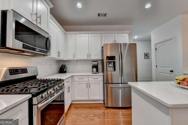 5247 Blossom Brook Drive, Sugar Hill, GA 30518