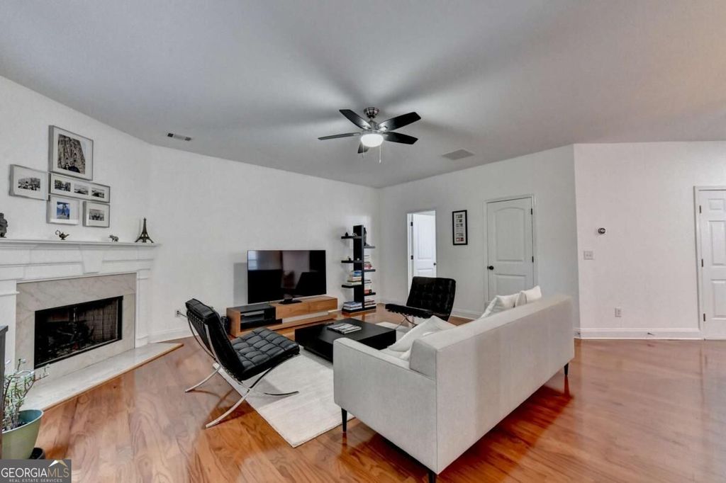 5247 Blossom Brook Drive, Sugar Hill, GA 30518 — photo 5