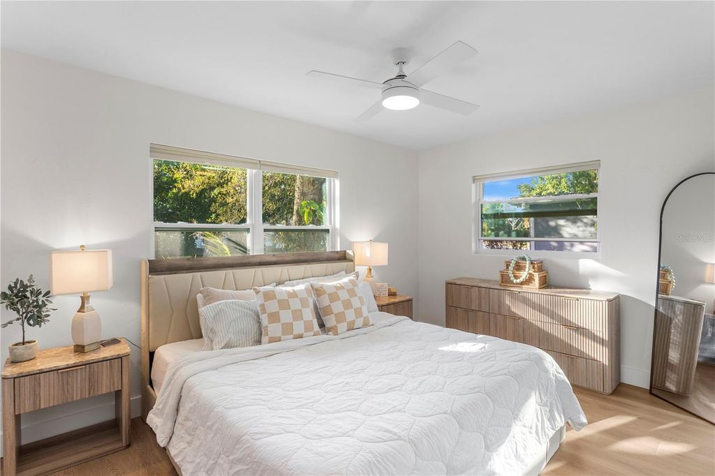 Image 18 of property listing at 1747 SANTA ANNA DRIVE, Dunedin, FL 34698