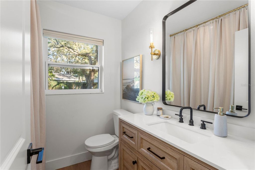 Image 22 of property listing at 1747 SANTA ANNA DRIVE, Dunedin, FL 34698