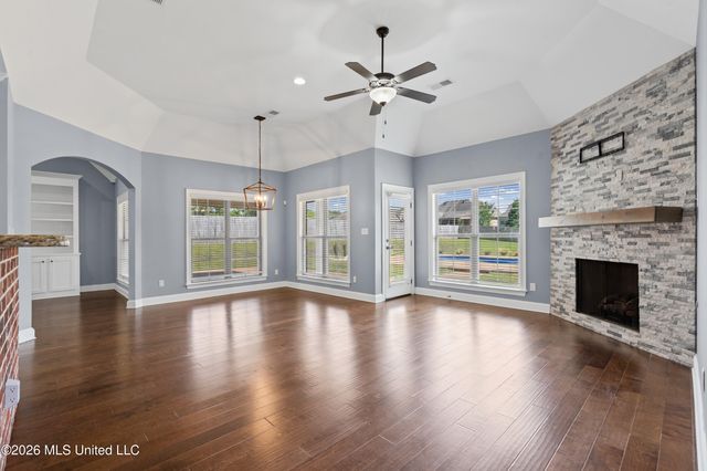 2123 College Road, Southaven, MS 38672