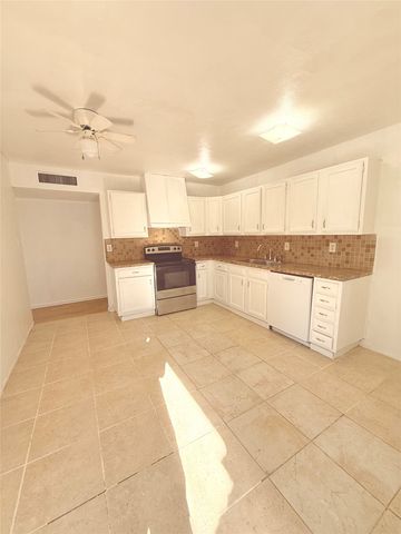 5540 N Colony Boulevard, The Colony, TX 75056