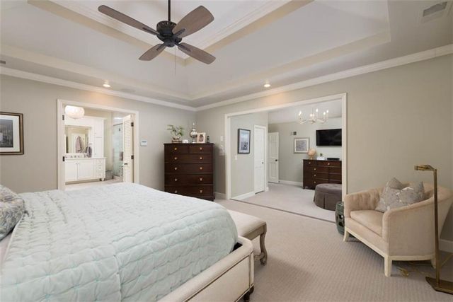 8943 Cedar Drive, Prairie Village, KS 66207