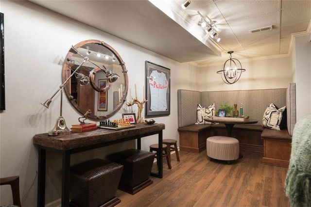 8943 Cedar Drive, Prairie Village, KS 66207