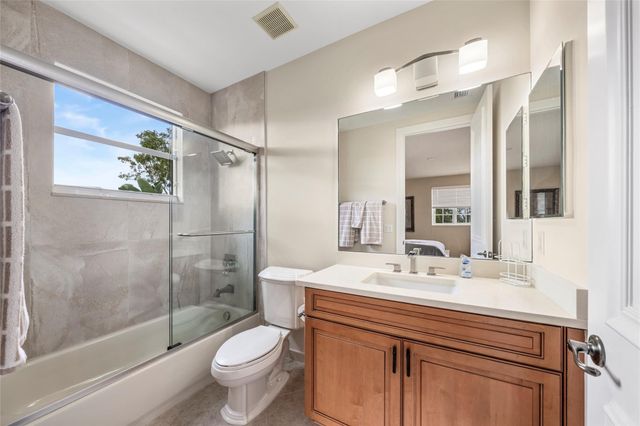 11047 Garden Ridge Court, Davie, FL 33328