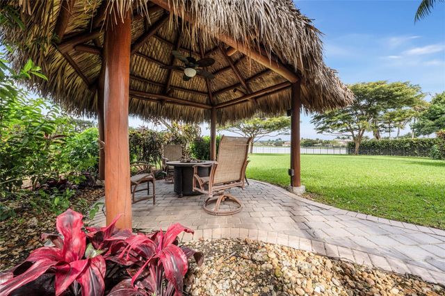 11047 Garden Ridge Court, Davie, FL 33328