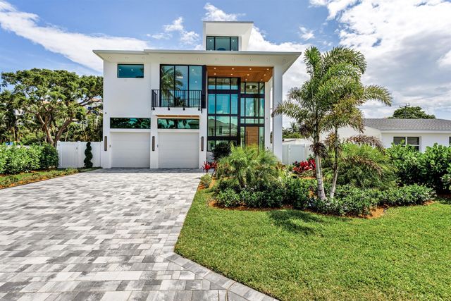 310 NE 2nd Street, Boca Raton, FL 33432