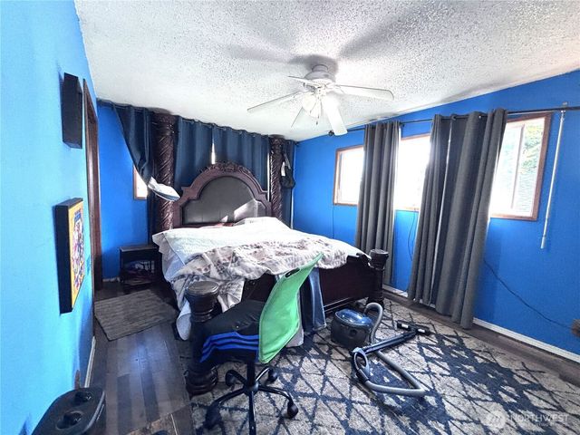 169 N Port Lp NW, Ocean Shores, WA 98569