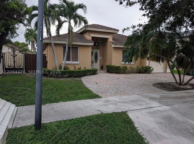 2924 SW 144th Pl, Miami, FL 33175