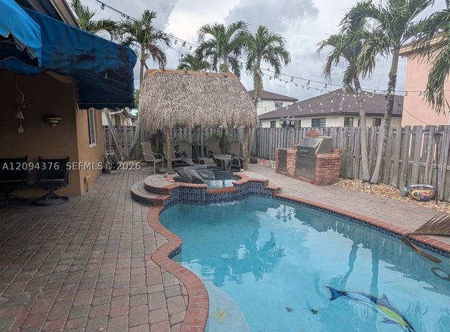 2924 SW 144th Pl, Miami, FL 33175