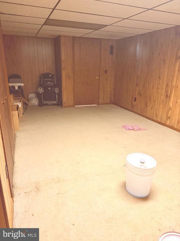 364 HIVNER RD, Harrisburg, PA 17111