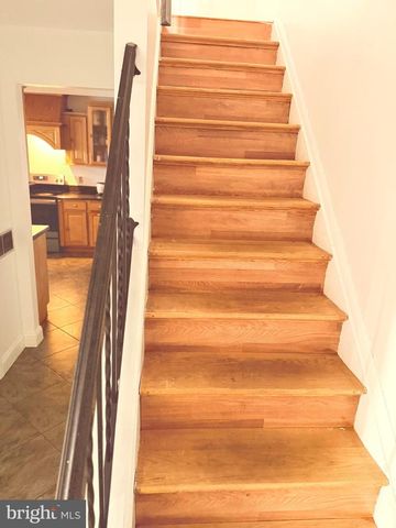 364 HIVNER RD, Harrisburg, PA 17111