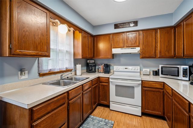 1226 SW Lynn Drive, Ankeny, IA 50023