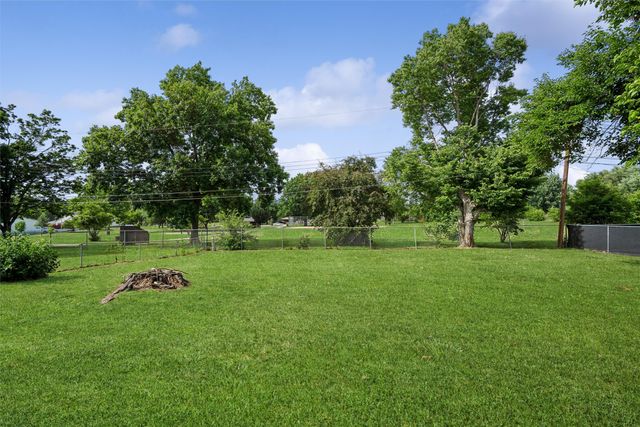 1226 SW Lynn Drive, Ankeny, IA 50023